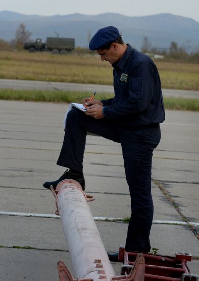 Tactical flight training of fighter regiment in Primorski Krai