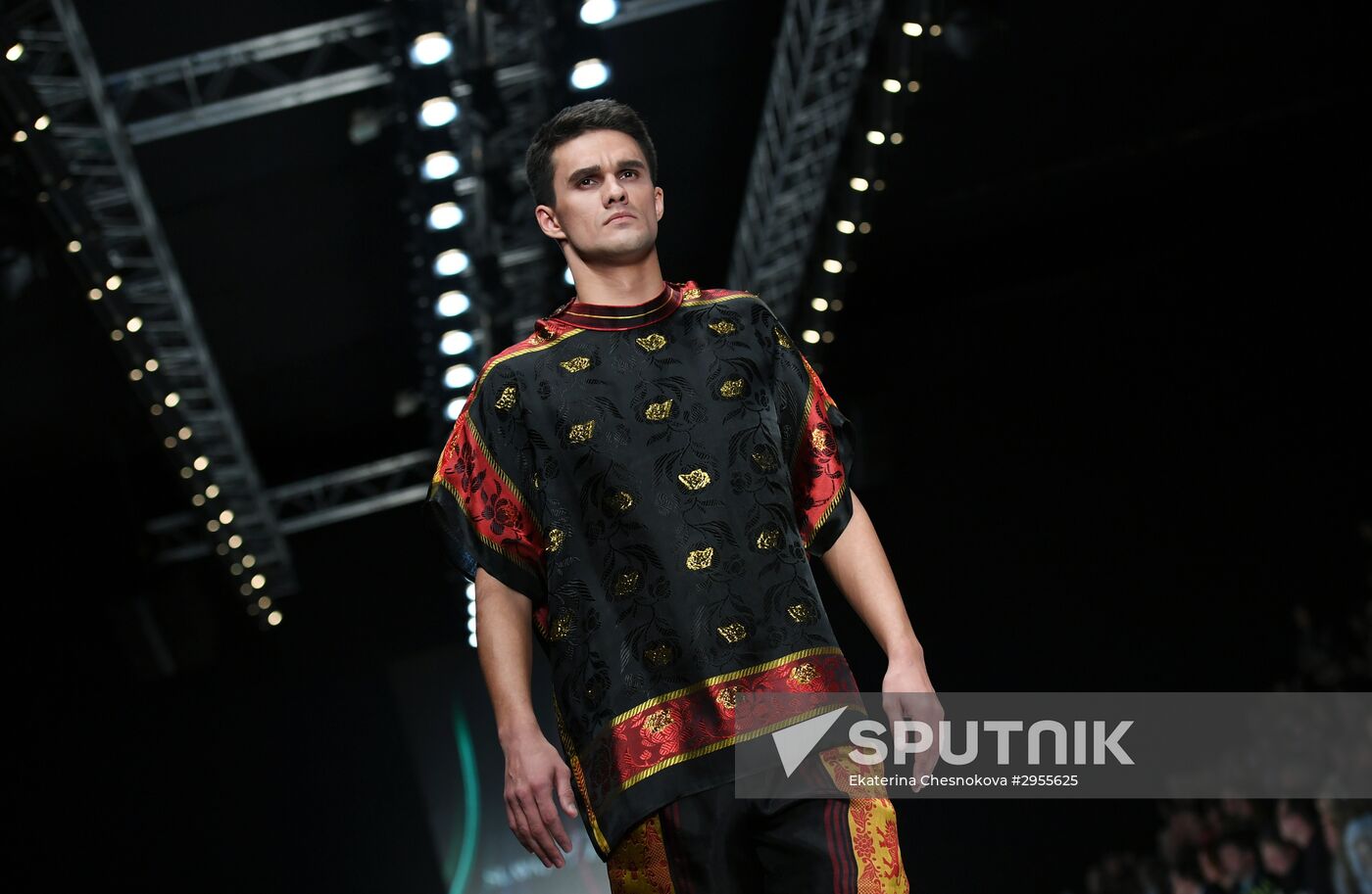 Mercedes-Benz Fashion Week in Moscow. Day 1