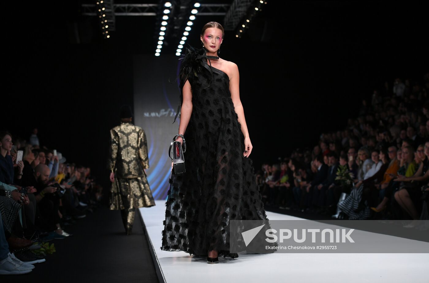 Mercedes-Benz Fashion Week in Moscow. Day 1
