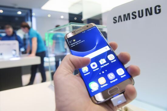 Samsung store on Tverskaya Street, Moscow