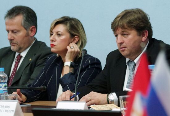 Italian regional officials and business leaders visit Crimea
