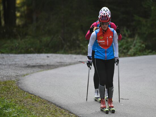 National skiing team training session