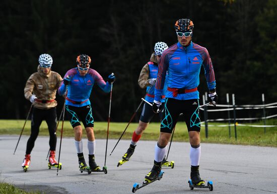 National skiing team training session