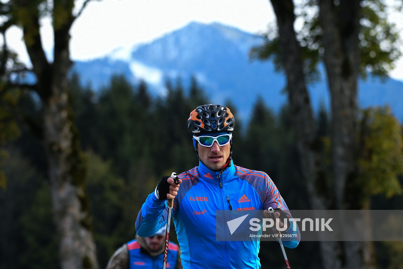 National skiing team training session