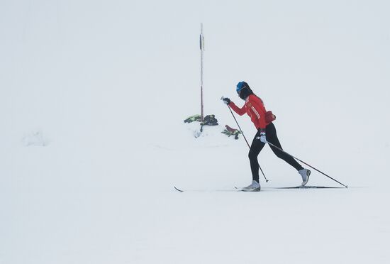 National skiing team training session