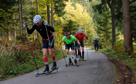 National skiing team training session