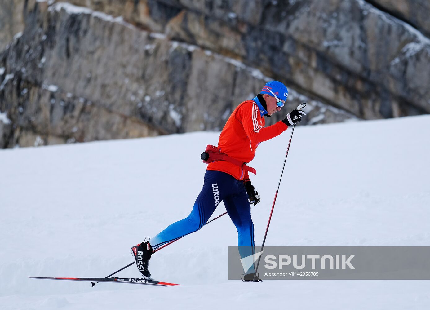 National skiing team training session