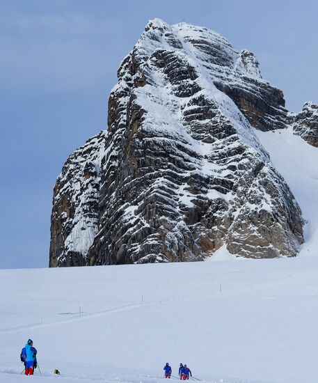 National skiing team training session