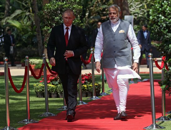 President Putin visits Goa, India