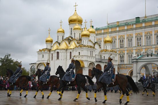 The year's last guard mounting ceremony of dismounted and cavalry guards