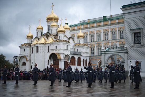 The year's last guard mounting ceremony of dismounted and cavalry guards