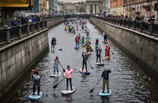 Festival of SUP-surfing via canals of St. Petersburg