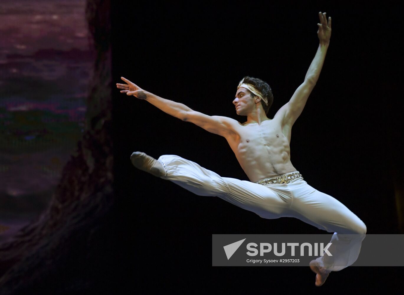 Kremlin Gala Ballet Stars of the 21st Century