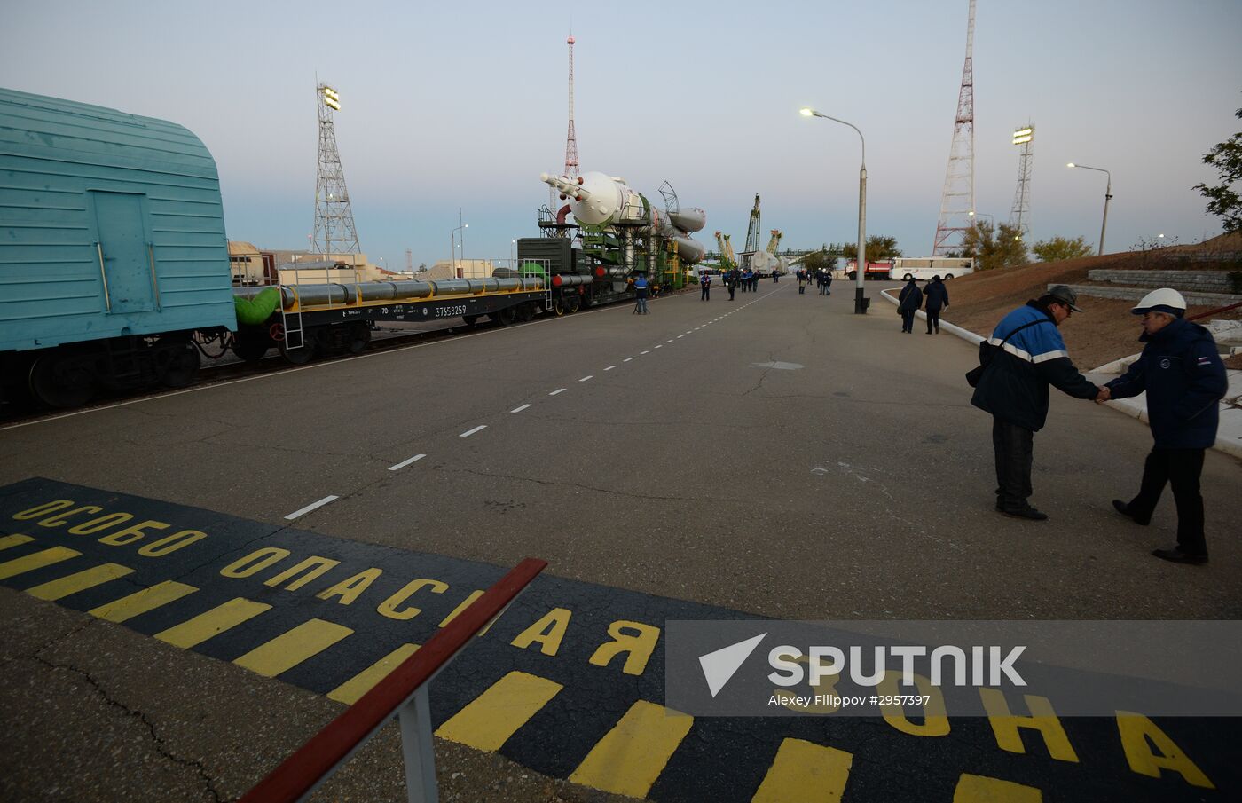 Soyuz MS-02 spacecraft and launch vehicle rolled to be installed on launch pad at Baikonur