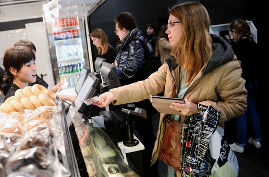 Israeli Cofix chain opens first coffee shop in Moscow