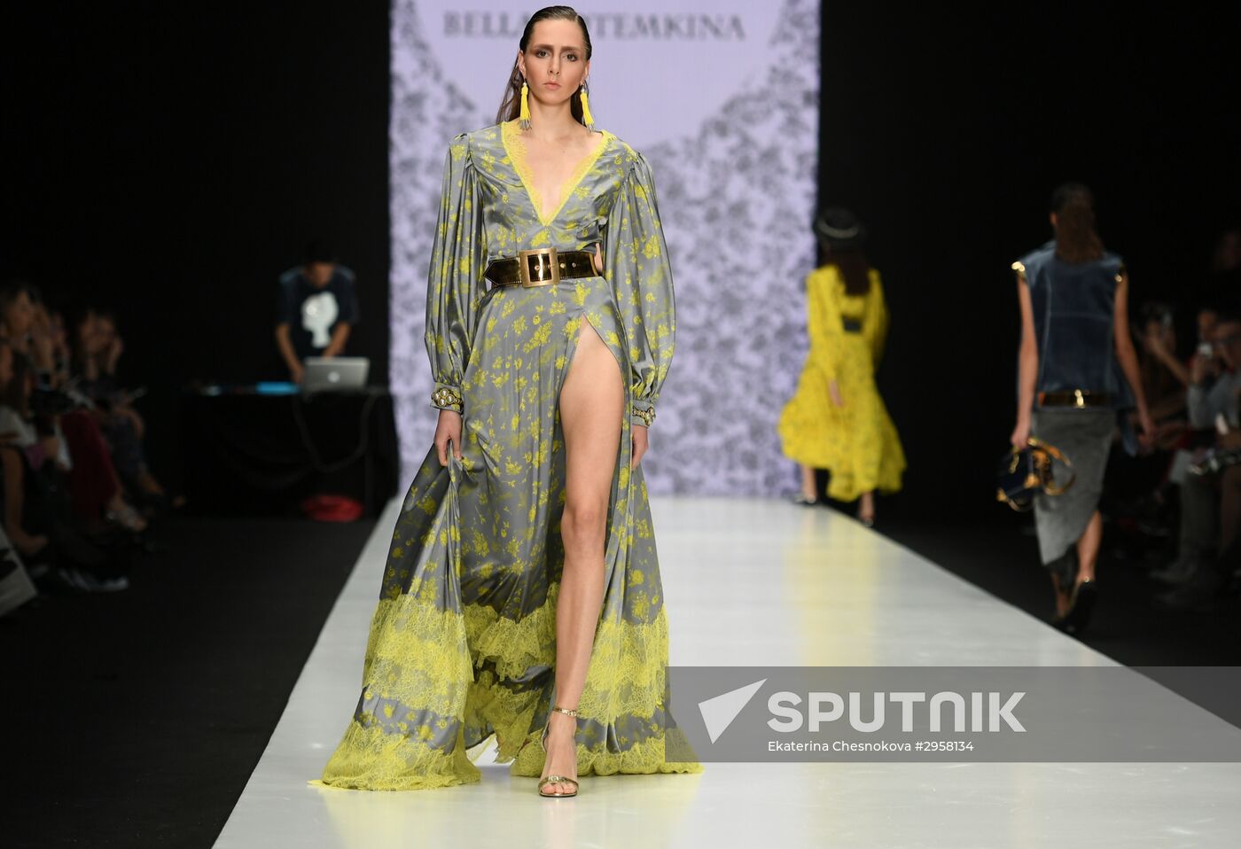 Mercedes-Benz Fashion Week in Moscow. Day Five