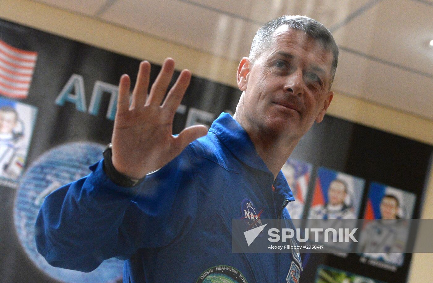 News conference with ISS Expedition 49/50 crew