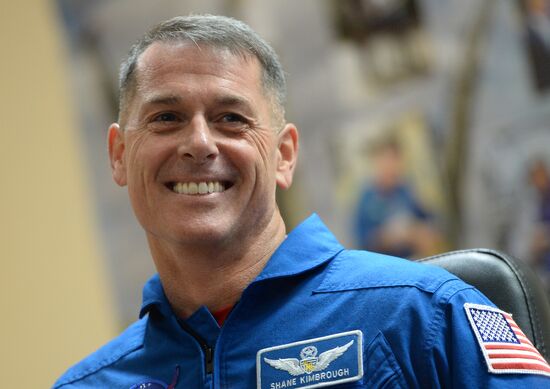News conference with ISS Expedition 49/50 crew