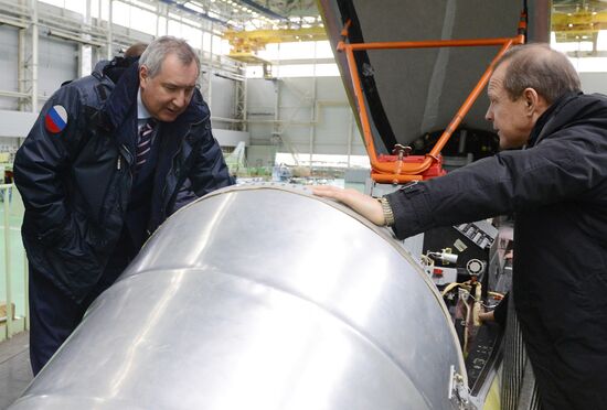 Russian Deputy Prime Minister Dmitry Rogozin visits MiG plant