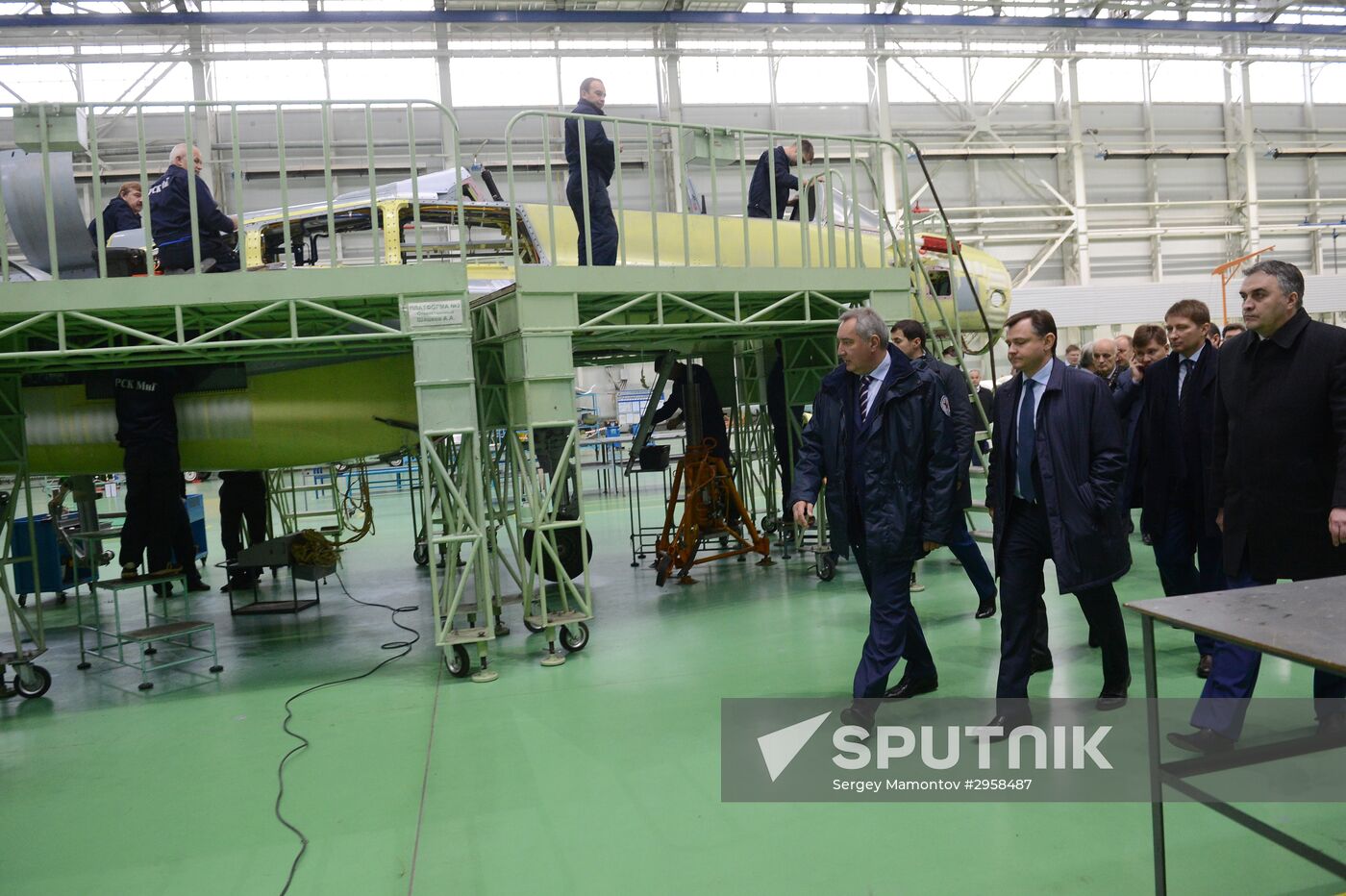 Russian Deputy Prime Minister Dmitry Rogozin visits MiG plant