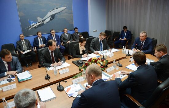 Russian Deputy Prime Minister Dmitry Rogozin visits MiG