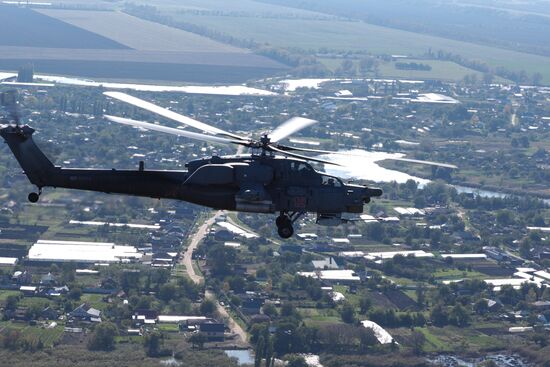 Helicopter regiment drills in Krasnodar Territory