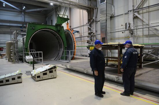 Russian Deputy Prime Minister Dmitry Rogozin visits MiG plant