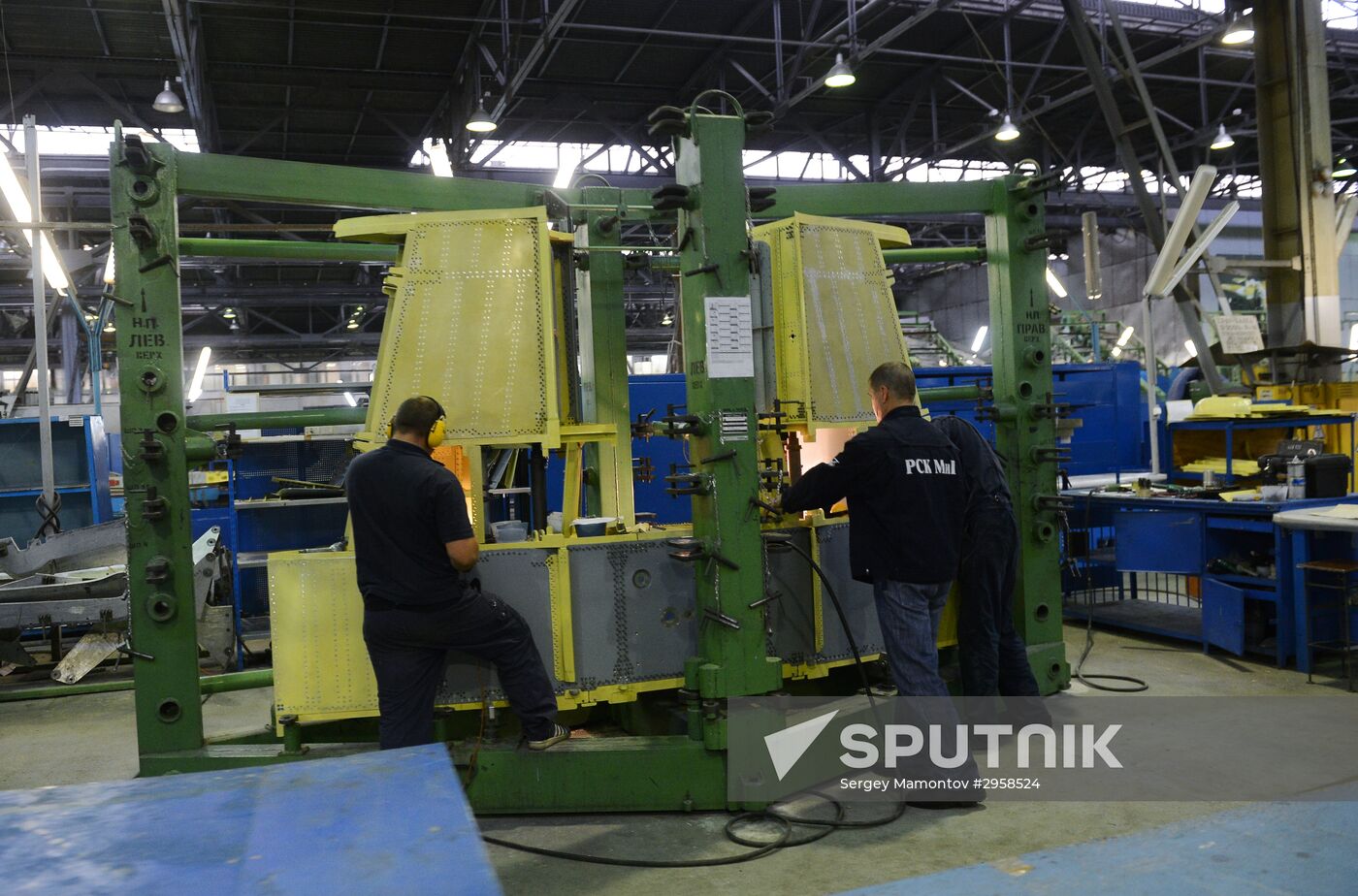 Russian Deputy Prime Minister Dmitry Rogozin visits MiG plant