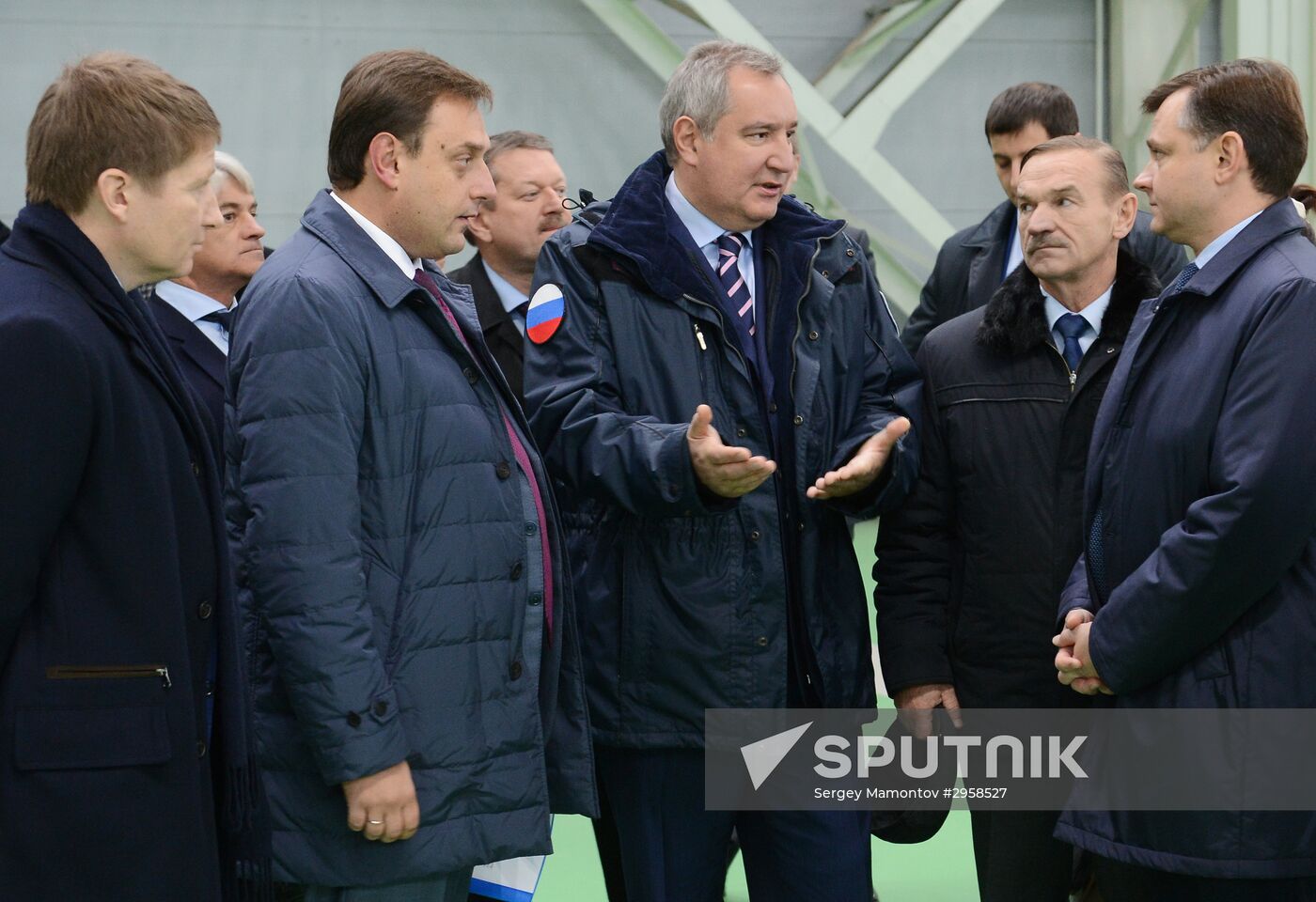 Russian Deputy Prime Minister Dmitry Rogozin visits MiG