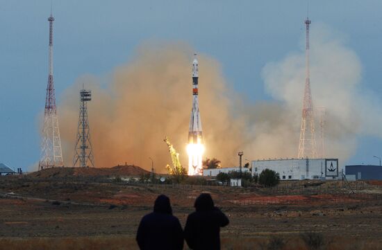 Launch of Soyuz MS-02 manned spacecraft from Soyuz-FG launch vehicle