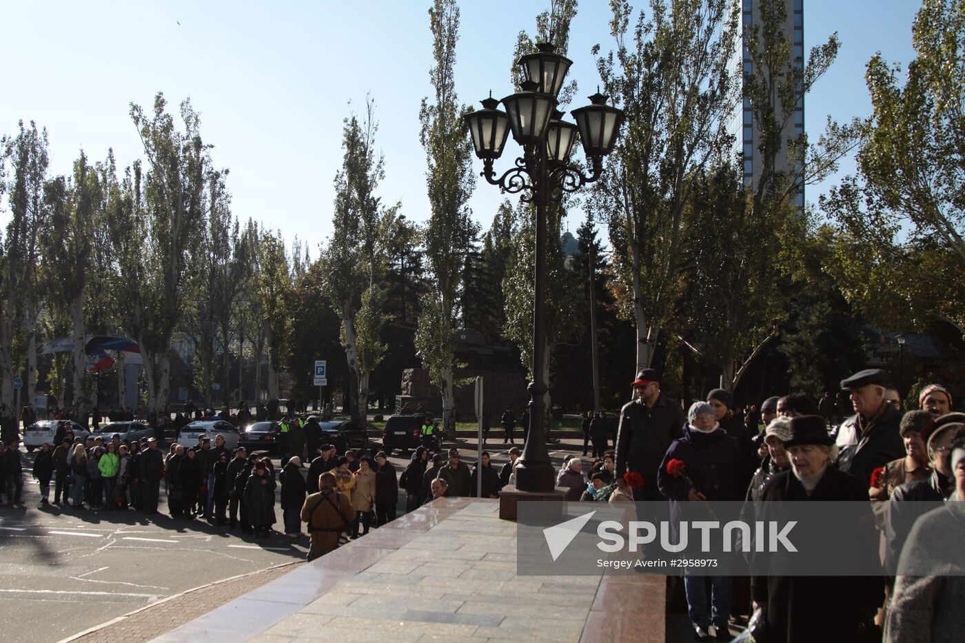 Paying last respects to DPR militia commander Arsen Pavlov (Motorola) in Donetsk