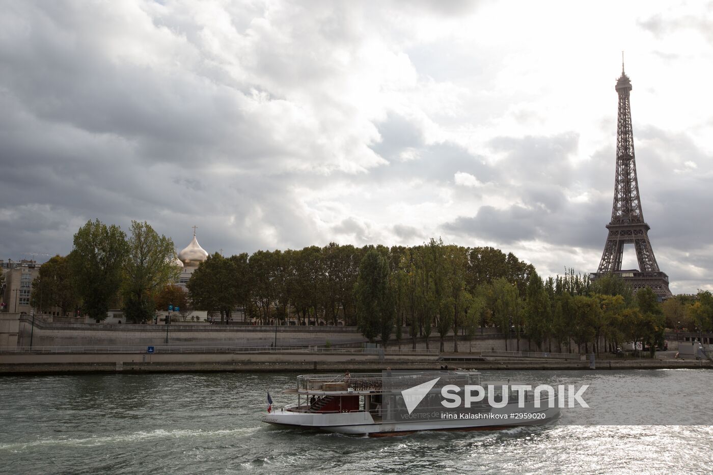 Russian Orthodox Cultural and Spiritual Center opens in Paris