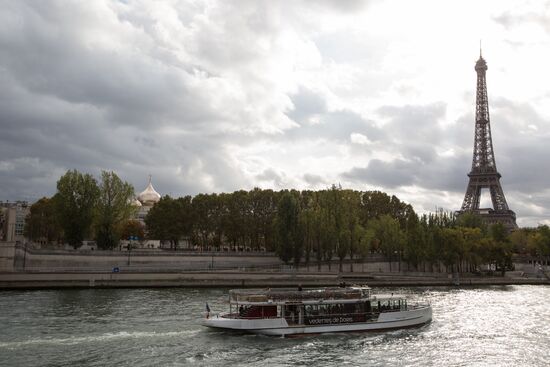 Russian Orthodox Cultural and Spiritual Center opens in Paris