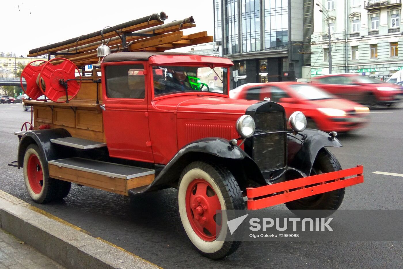 A PMG-1 fire engine