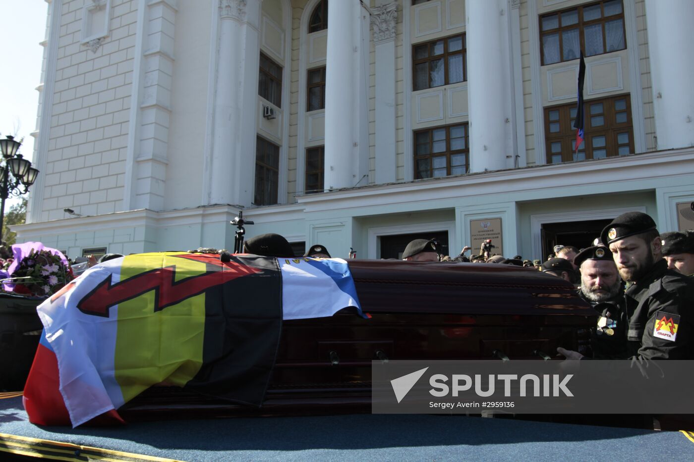 Paying last respects to DPR separatists' commander Arsen Pavlov (aka Motorola) in Donetsk