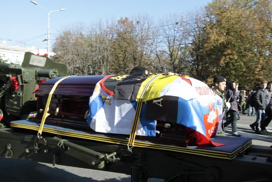 Paying last respects to DPR separatists' commander Arsen Pavlov (aka Motorola) in Donetsk
