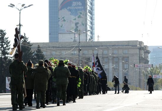 Paying last respects to DPR separatists' commander Arsen Pavlov (aka Motorola) in Donetsk