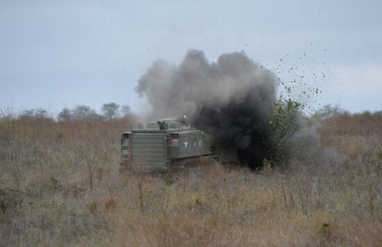 Removal of mines from agricultural land in Chechnya