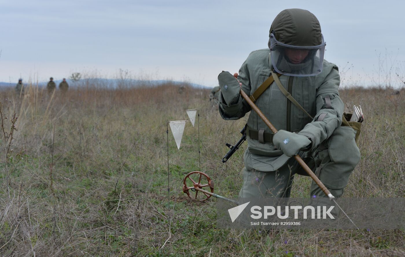 Removal of mines from agricultural land in Chechnya