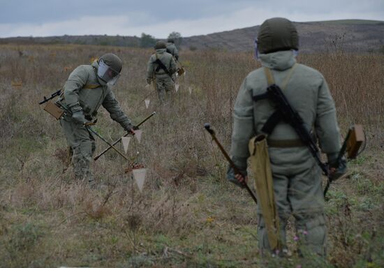 Removal of mines from agricultural land in Chechnya