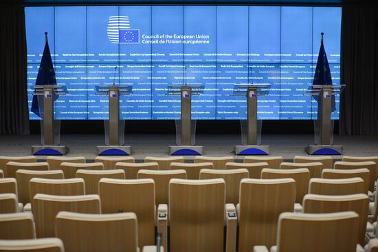 Prepairing for the EU summit in Brussels
