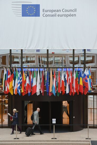 Prepairing for the EU summit in Brussels