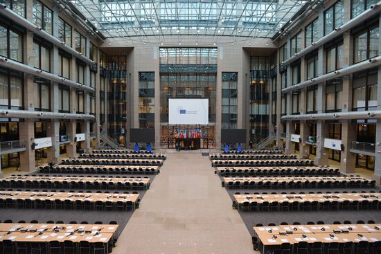 Prepairing for the EU summit in Brussels
