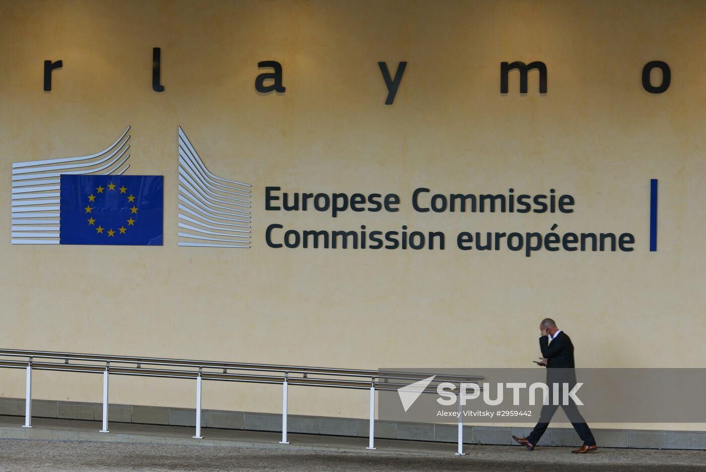 Prepairing for the EU summit in Brussels