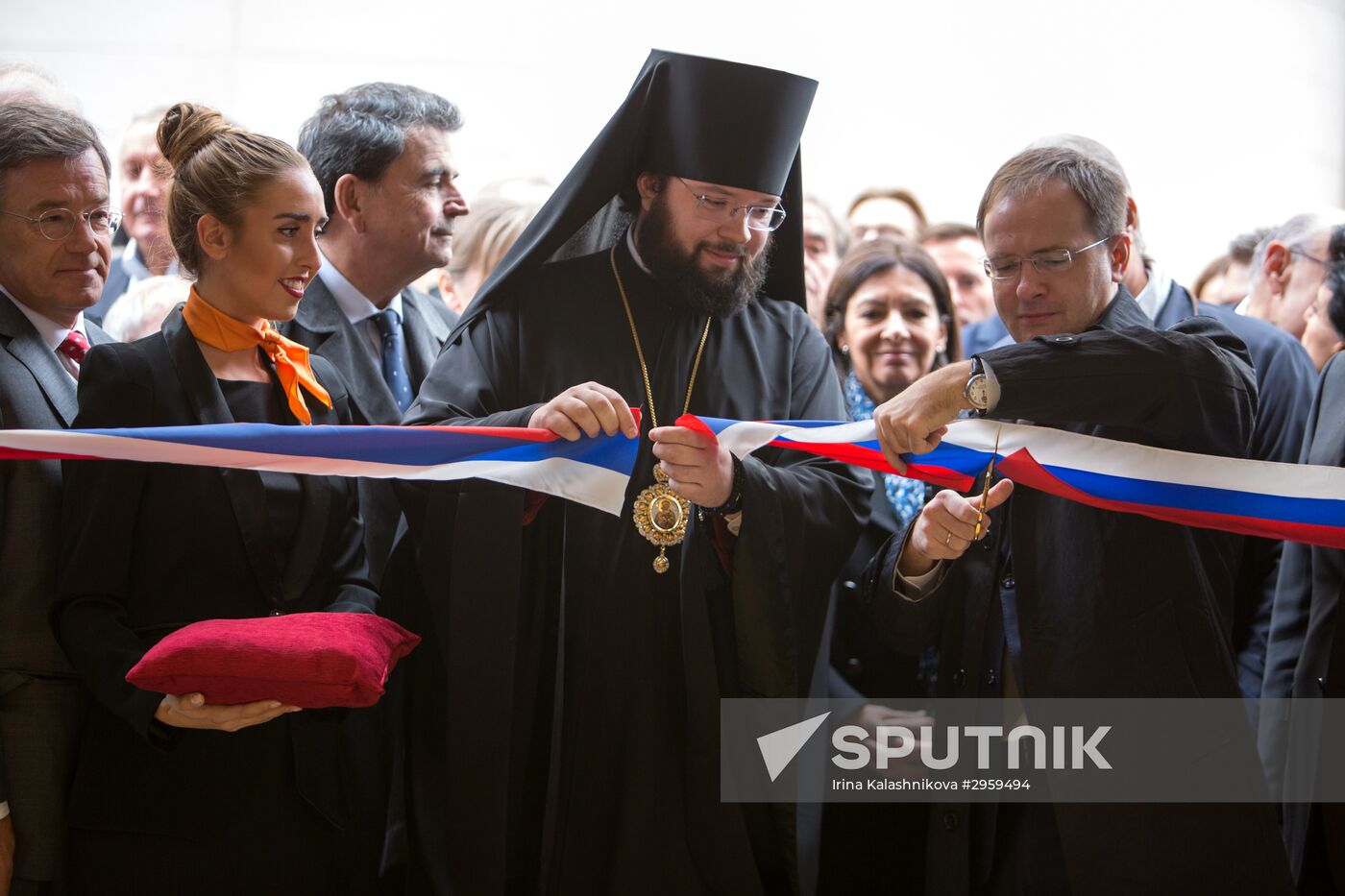 Russian Orthodox Cultural and Spiritual Center opens in Paris