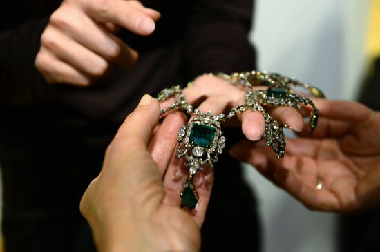 News conference and jewelry presentation