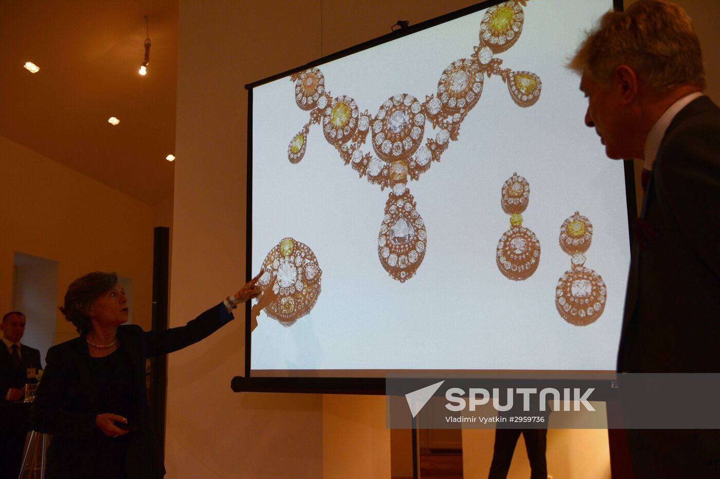 News conference and jewelry presentation