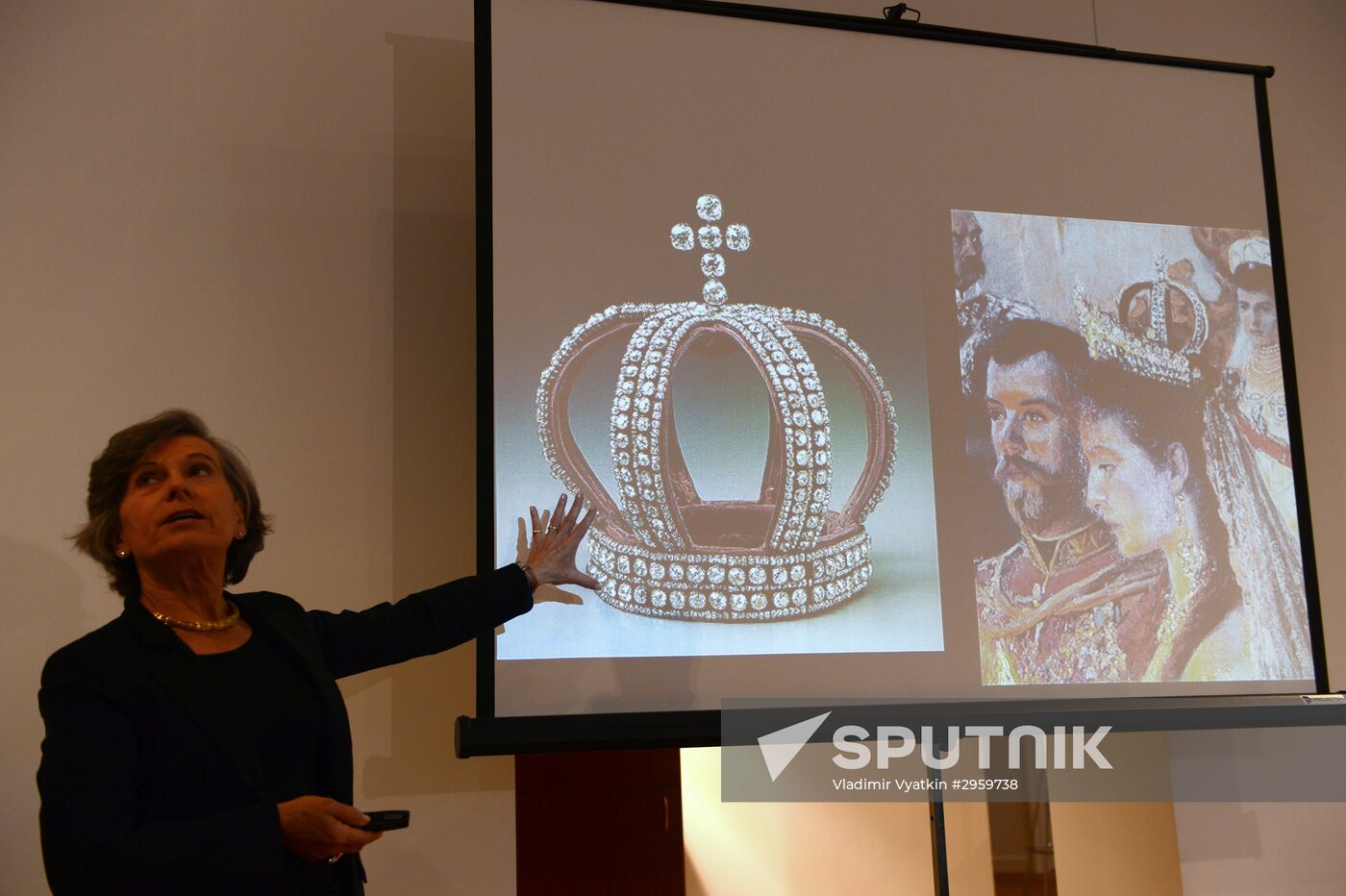 News conference and jewelry presentation