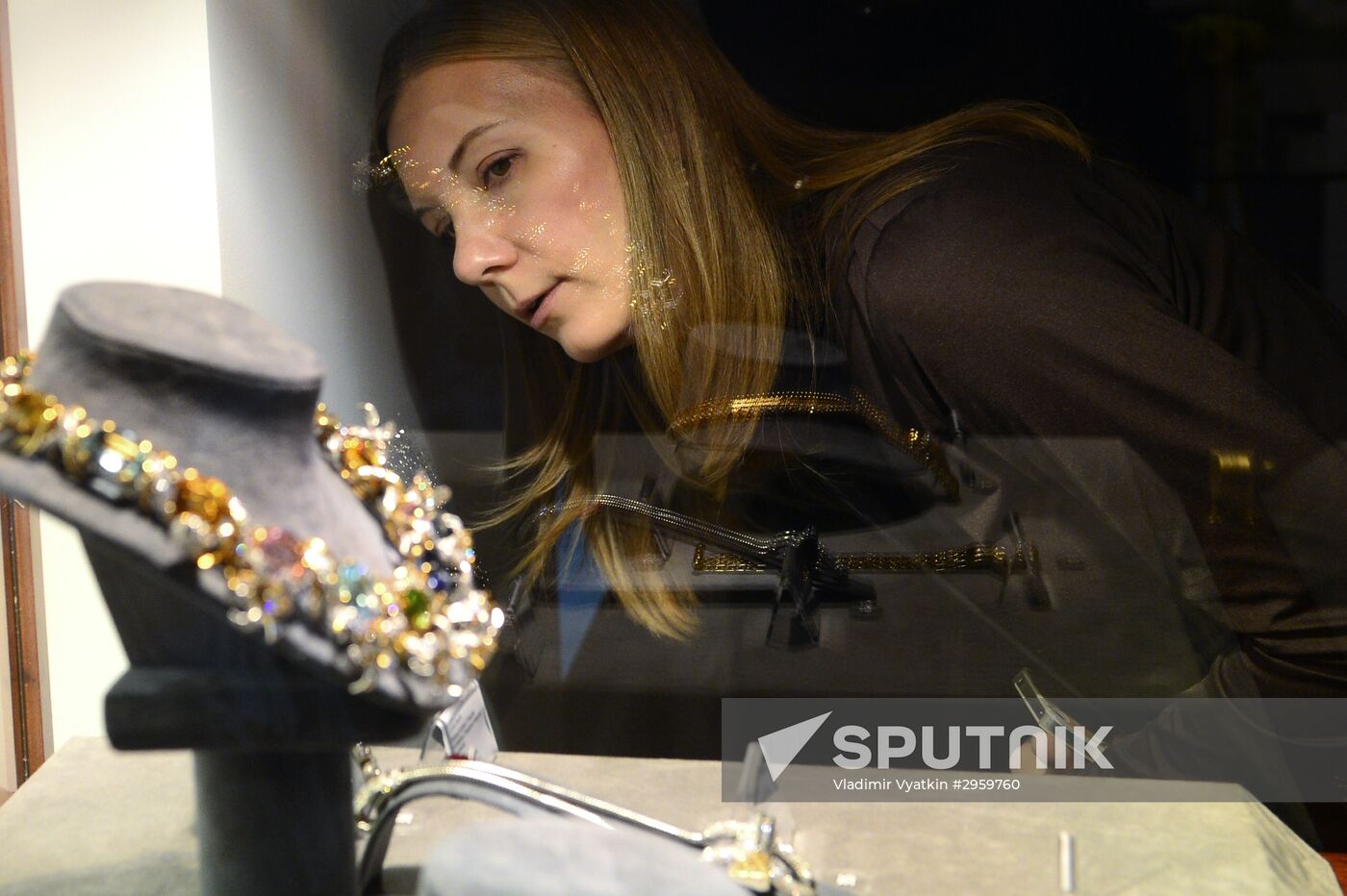 News conference and jewelry presentation