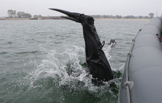 Military swimmers of the Baltic naval base hold training